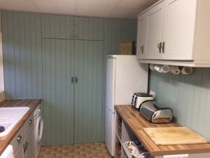 Glandraeth holiday bungalow rental West Wales kitchen